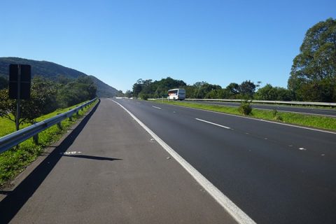 ANTT propõe melhorias no modelo regulatório de rodovias.