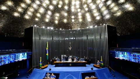 Senadores questionam no STF aprovação de acordo sobre transporte aéreo entre Brasil e EUA