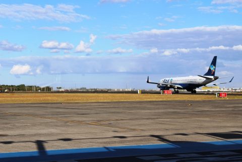 Ministro dos Transportes anuncia obras de ampliação no aeroporto de Uberlândia.