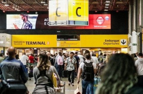 Mais de 1,36 milhões de viajantes devem passar pelos aeroportos da Infraero durante o Carnaval 2020