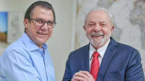 Lula proíbe acordo direto do comércio sobre trabalho em feriado