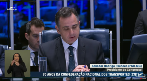 CNT é homenageada no Senado Federal em sessão solene